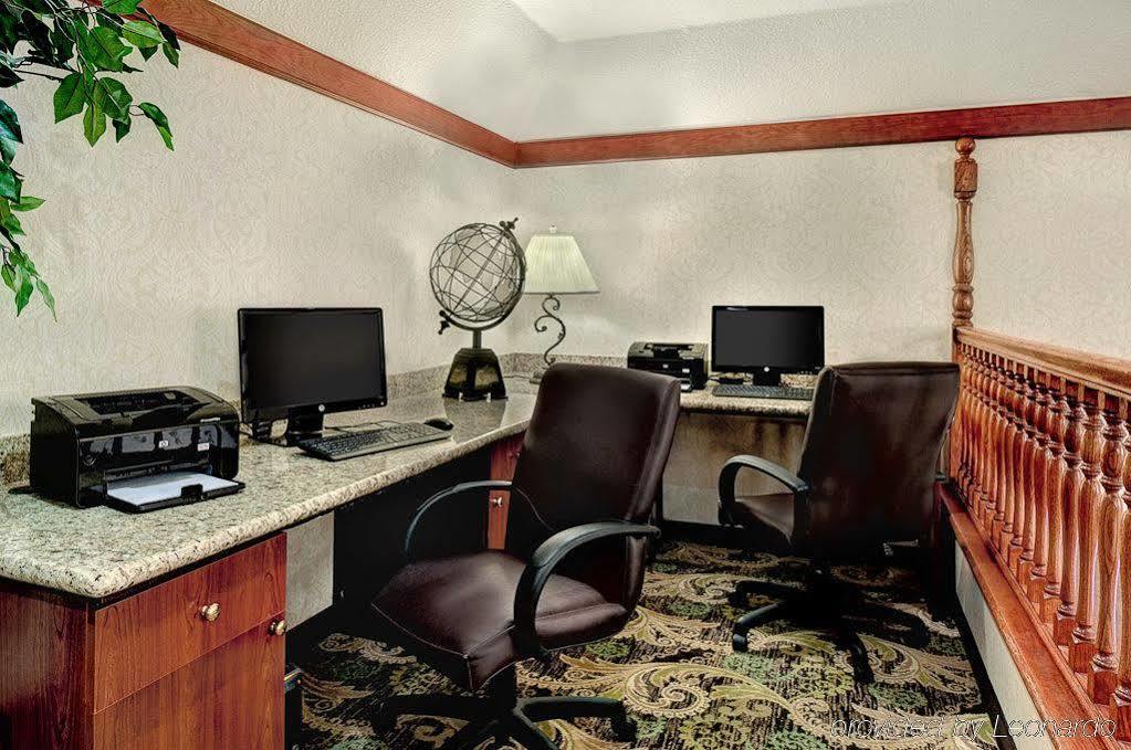 Country & By Radisson, International Airport, Or 3* Portland